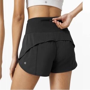 SOLD !!!’  Lululemon Speed Up High-Rise Lined Short 4", Black, NWOT, Size 4